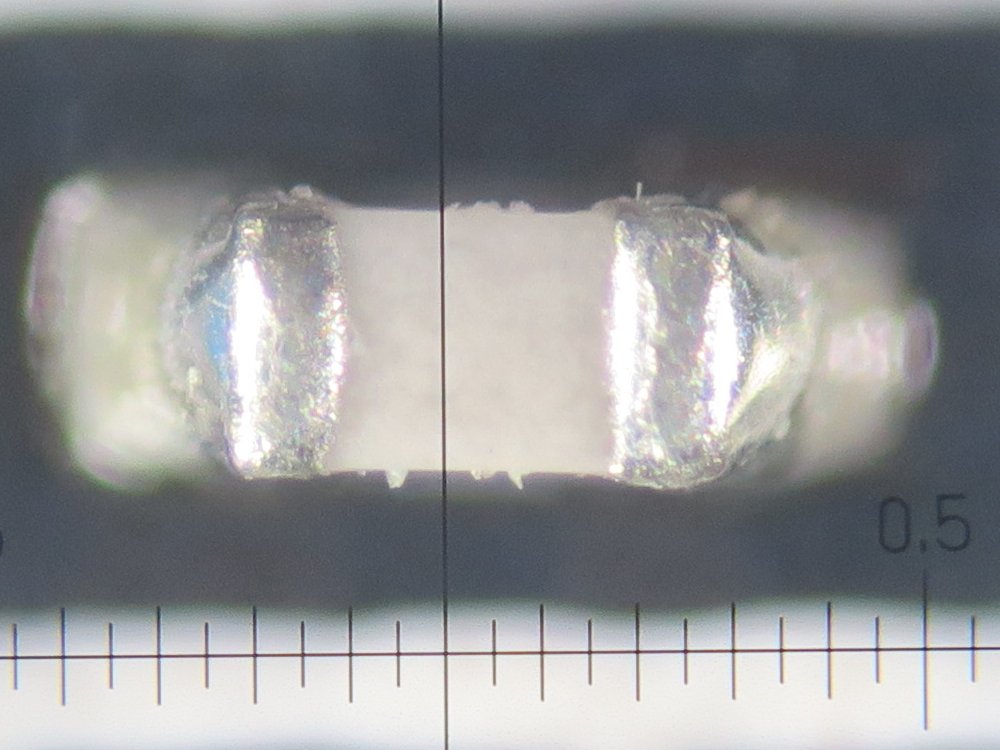 チップ部品0603、0.6mmx0.3mm